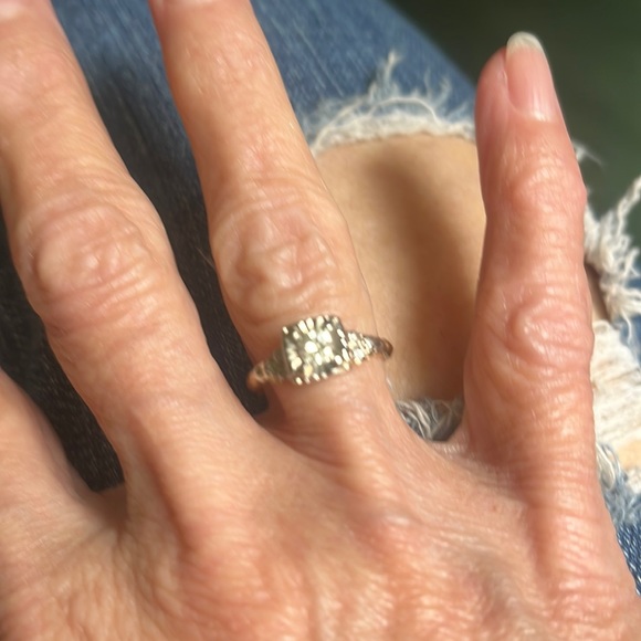 Diamond ring - Picture 2 of 6